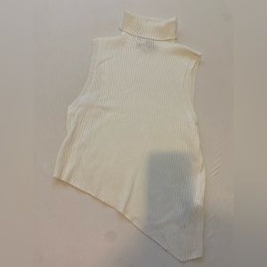 Forever 21 cream sweater M NWT